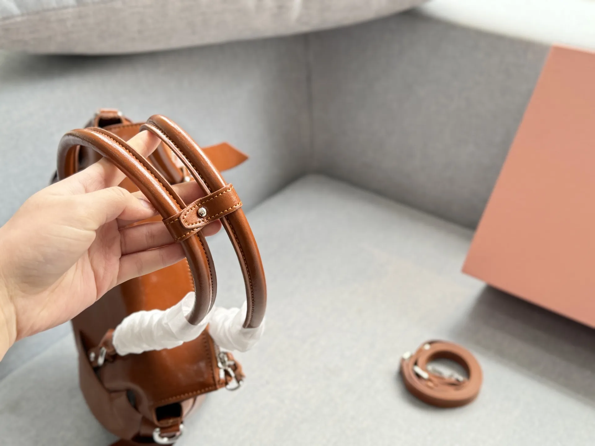 Collection of Miu Miu waxed leather shoulder bags with bow decorations in multiple colors (Black, Brown, Grey, Beige) - Size 26 - xiashuluxe