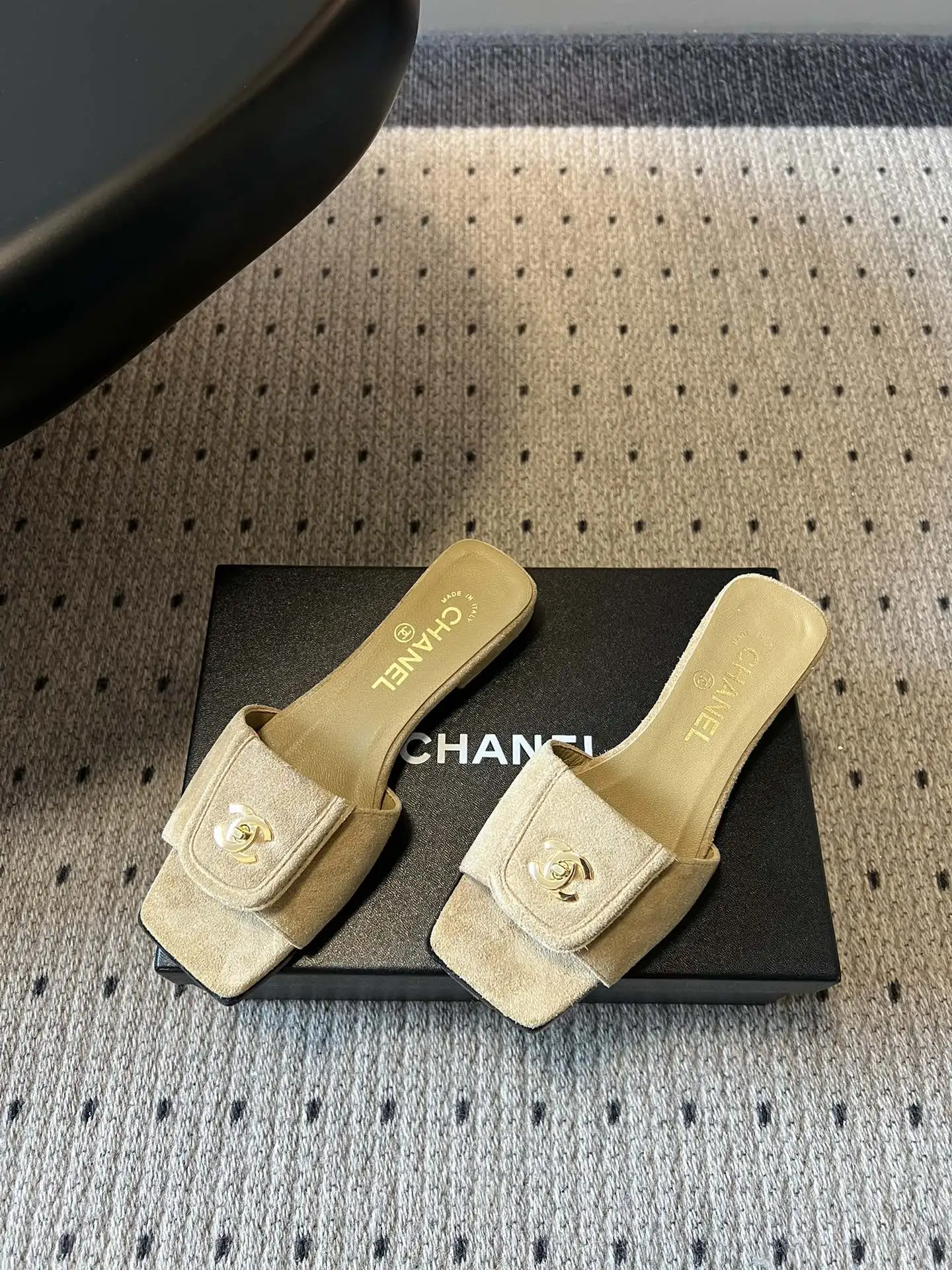 Chanel 1:1 premium apricot suede mules with gold CC logo on luxury shoe box - xiashuluxe