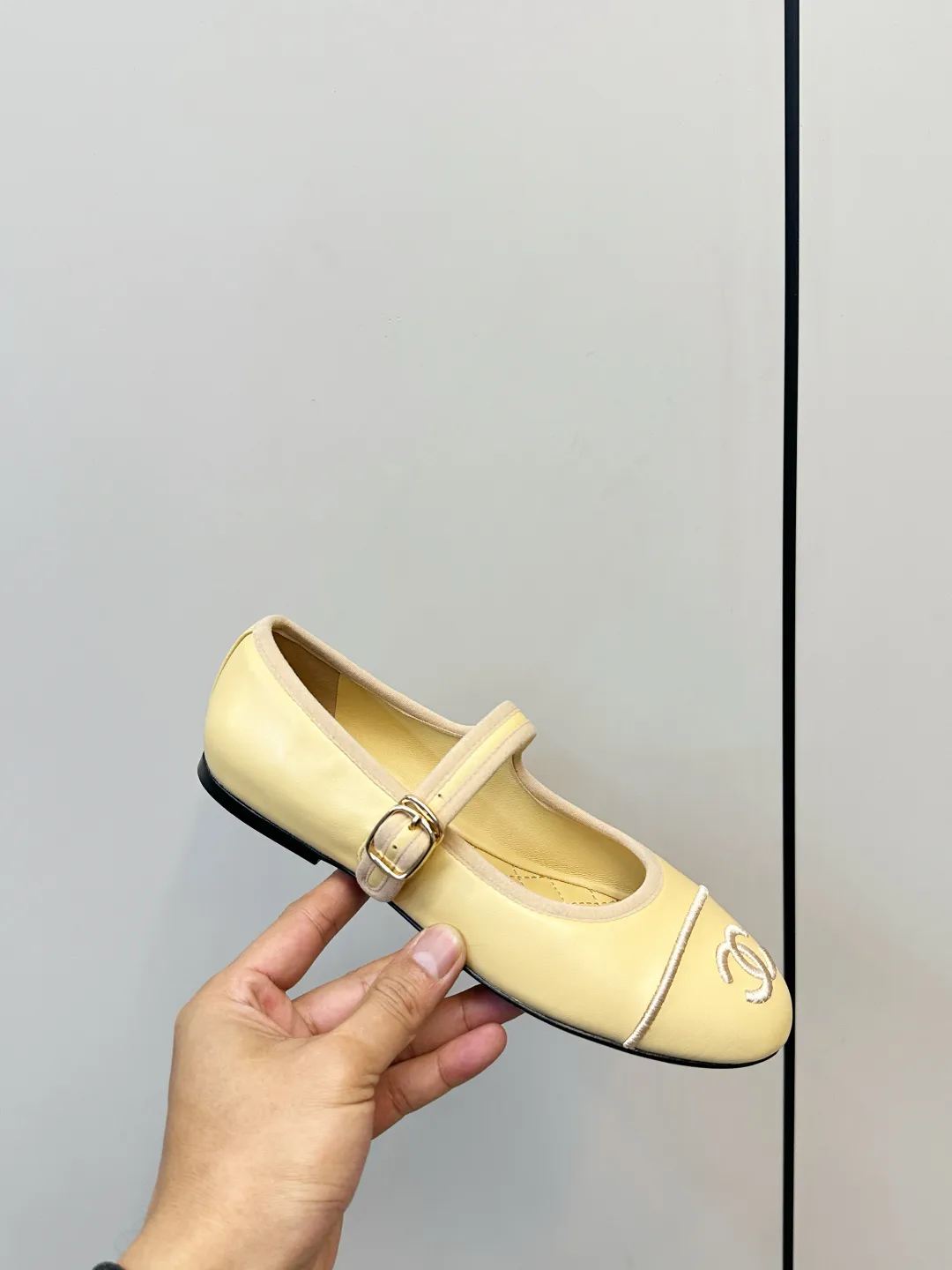 Chanel 1:1 premium Mary Jane flats in multiple colors (Black, White, Pink, Gold) with luxury packaging - xiashuluxe