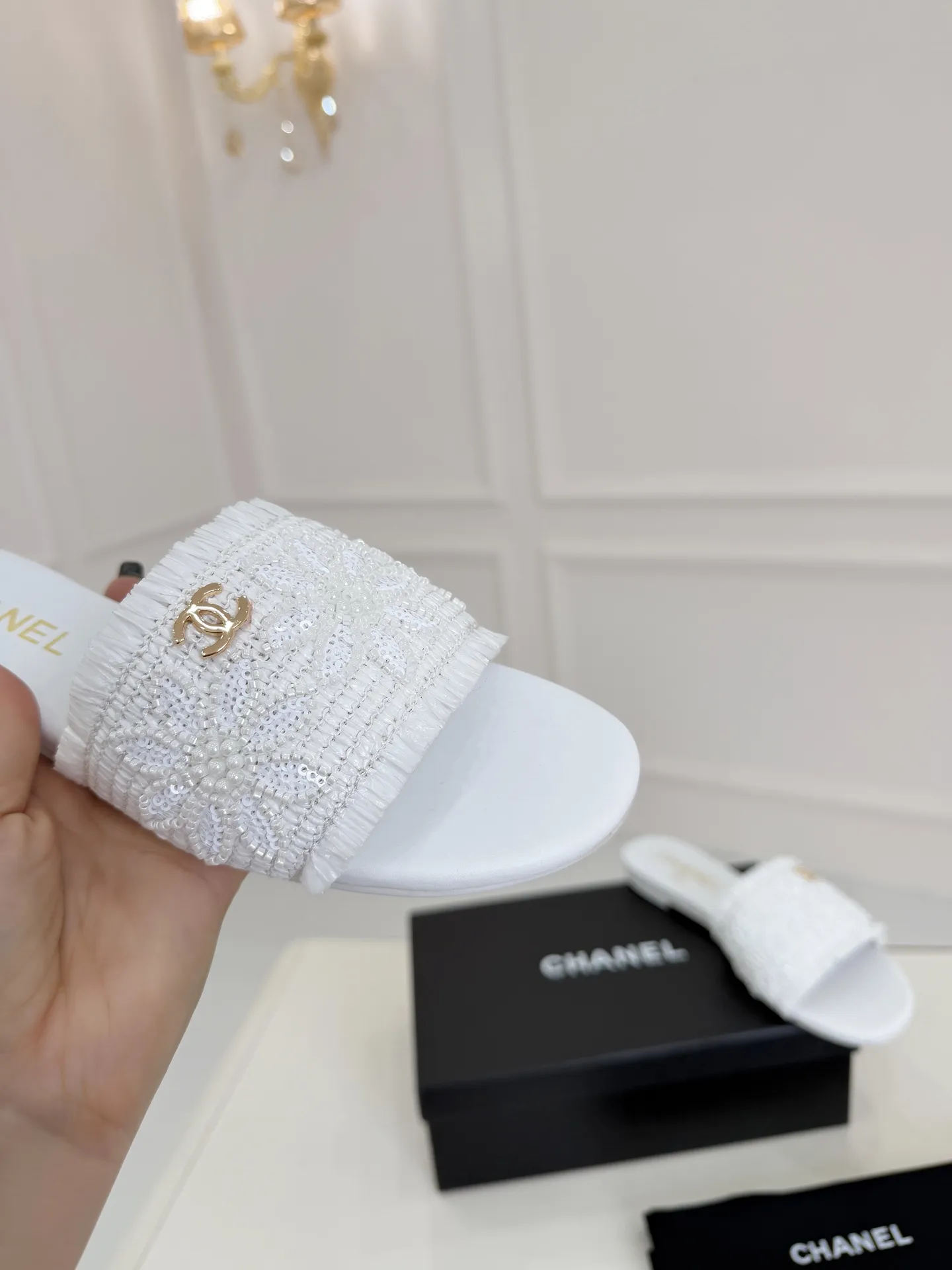 Chanel 1:1 premium raffia slides with pearl and flower embroidery - White, Black, and Natural Tan - xiashu