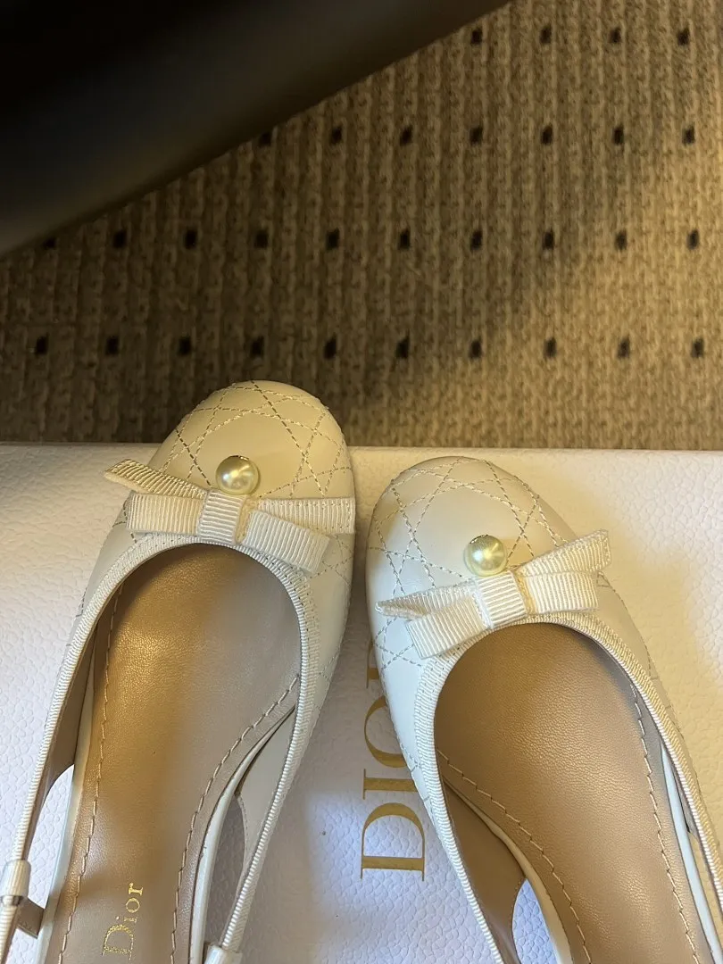 Dior 1:1 premium white Cannage quilted slingback flats with pearl bow on Dior luxury gift box - xiashuluxe