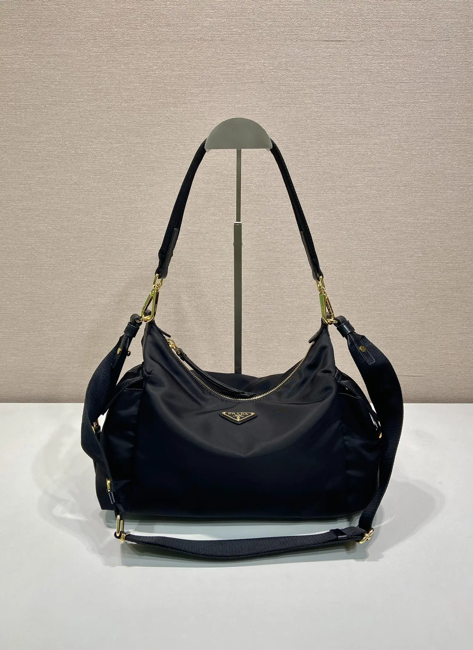 Prada 1:1 premium nylon hobo bag in black with triangle logo and detachable multi-way straps - xiashuluxe