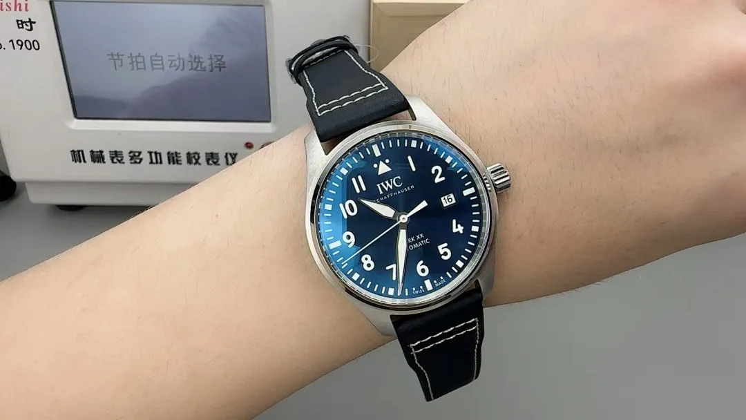 Top-grade watches 0103