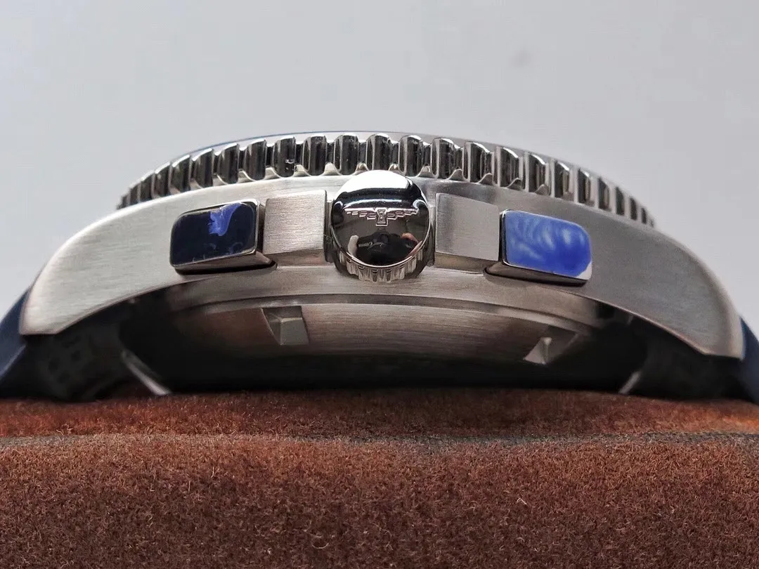 Top-grade watches 0743