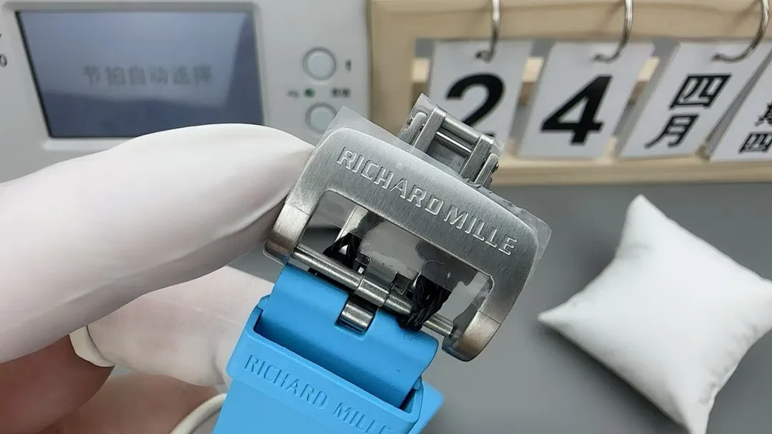 Top-grade watches 0105