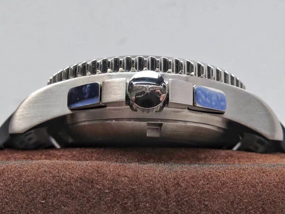 Top-grade watches 0742