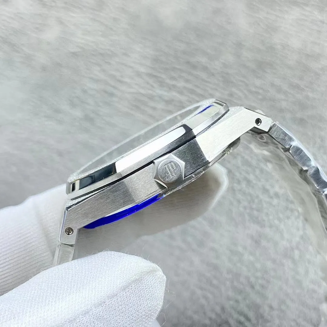 Top-grade watches 0749