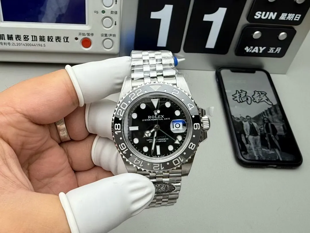 Top-grade watches 0105