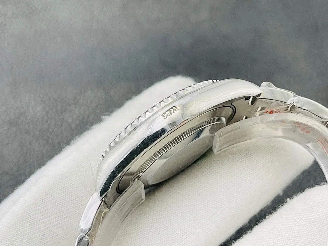 Top-grade watches 033