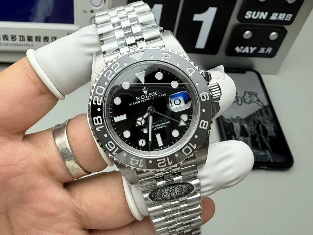 Top-grade watches 0105