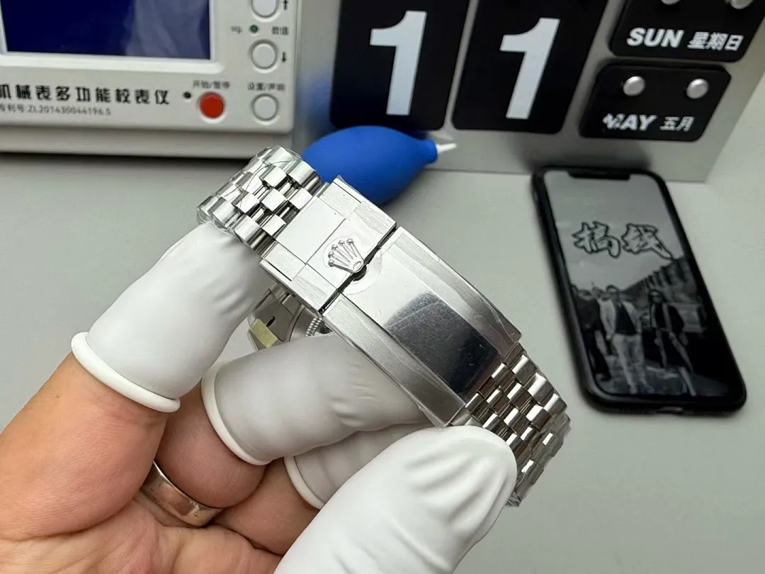 Top-grade watches 0105