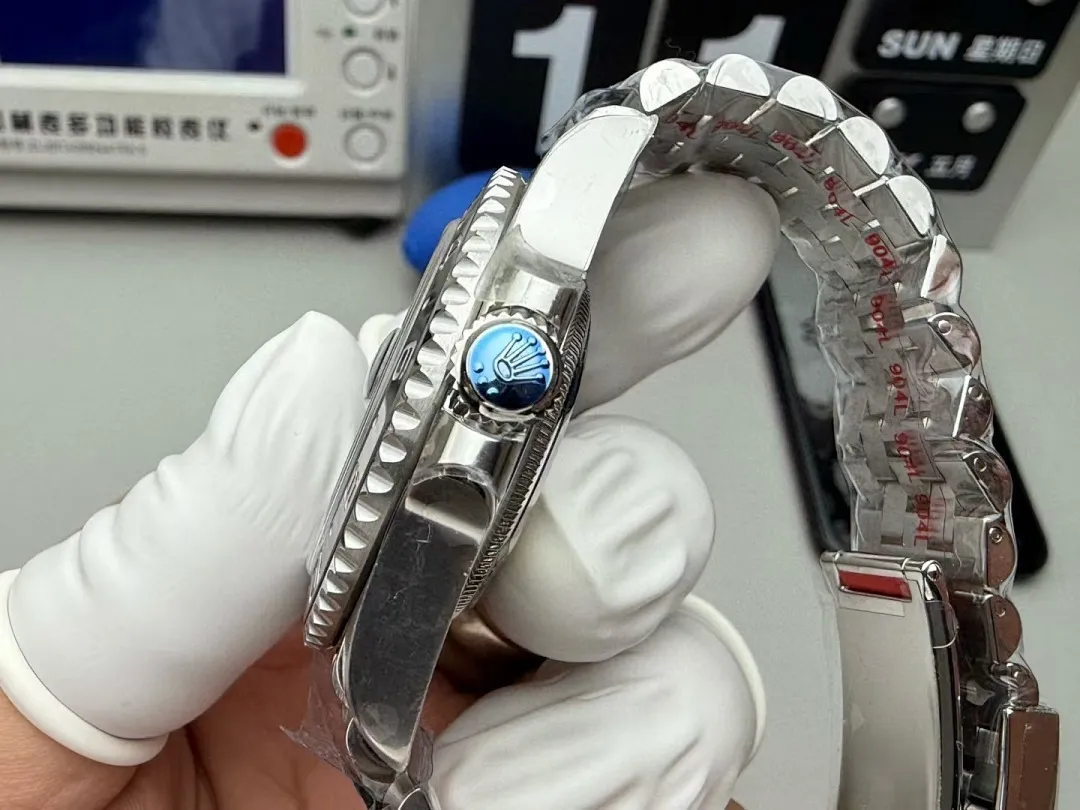 Top-grade watches 0105