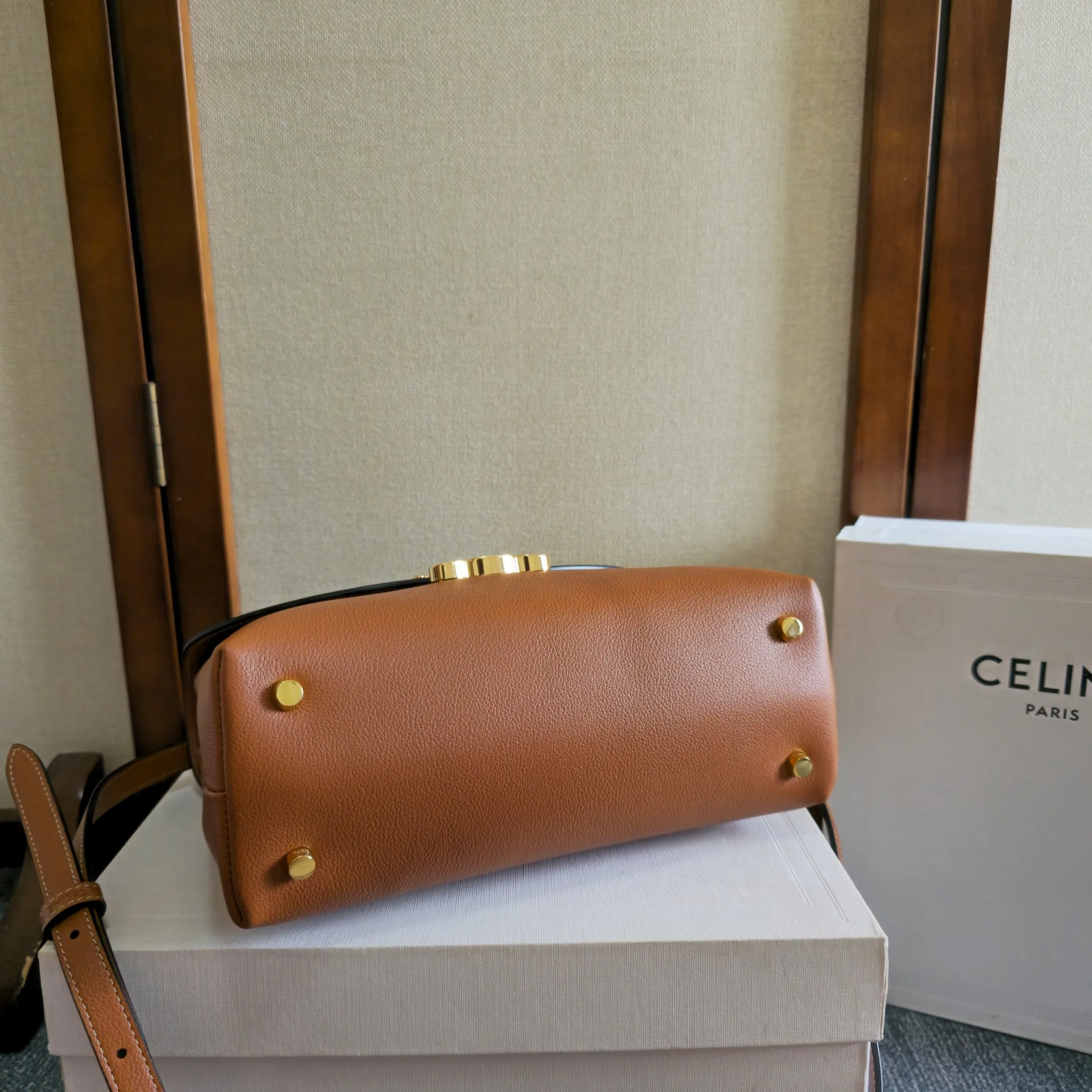 Celine 1:1 premium Teen Besace Triomphe bag in Tan polished calfskin with gold-tone Triomphe metallic closure and boutique packaging - xiashuluxe