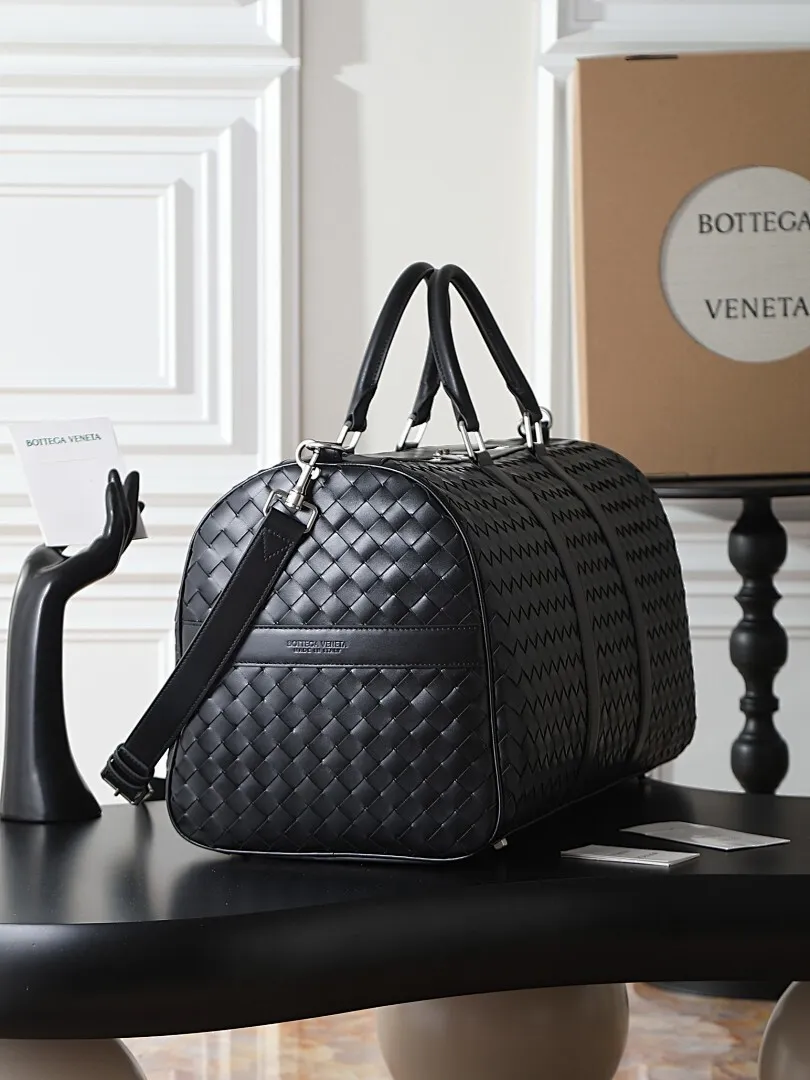 BV travel bag with full boutique gift packaging and dust bag