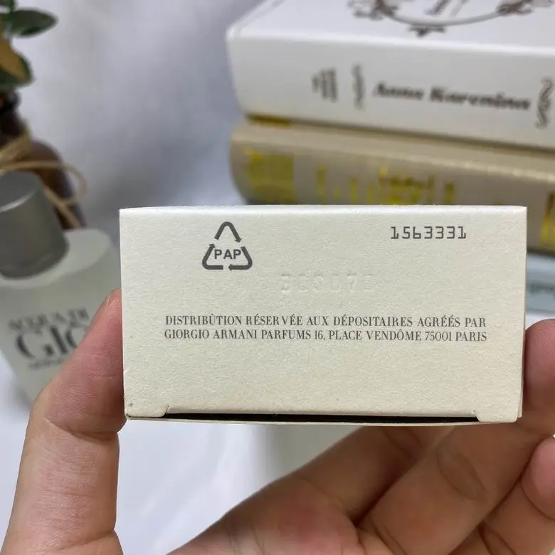Armani 100ml (2)