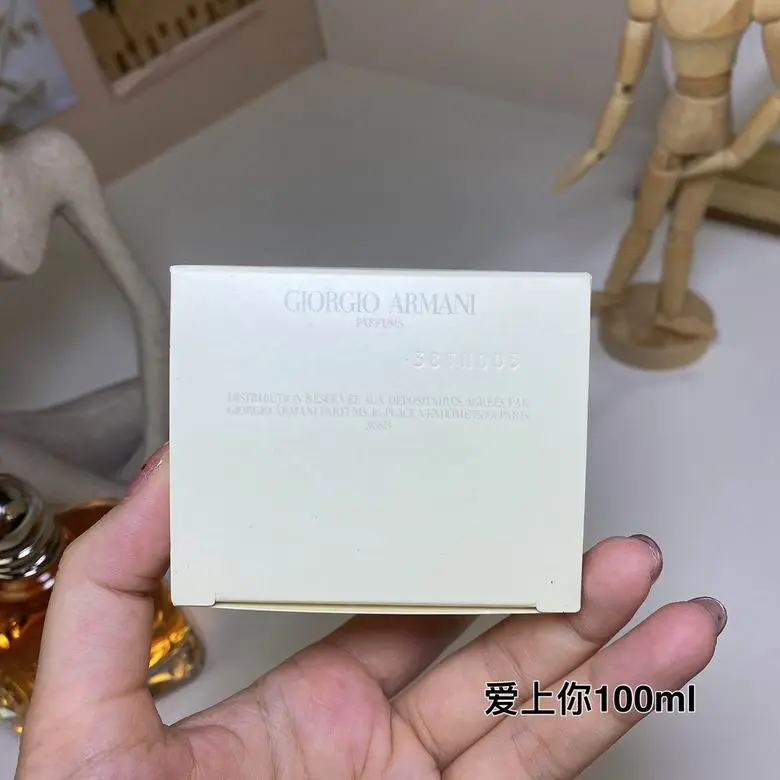 Armani Women 100ml (2)