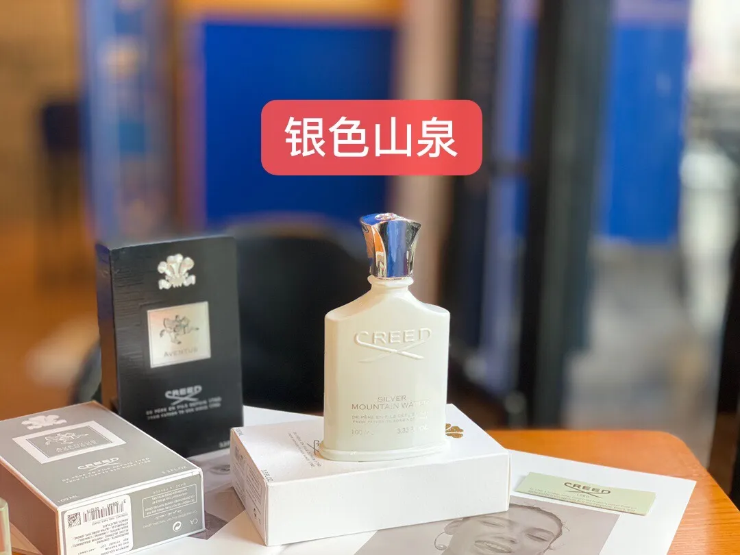 50💰Creed恺芮得信仰系列香水100ml 1⃣️银色山泉男士香水100ml 前调：香柠檬、橘子 中调：茶叶、黑加仑 后调：麝香、白松香、檀香木、苦橙叶 2⃣️拿破仑男士古龙水100ml 香调：果香馥奇香调 前调：津姜 柑橘 粉红胡椒 中调：桦木 广藿香 玫瑰 茉莉 后调：麝香 橡木苔 香草 龙涎香 属性：男香 3⃣️拿破仑之水黑瓶100ml 香调：果香甘苔调 前调：香柠檬 黑加仑 菠萝 苹果 中调：桦木 广藿香 玫瑰 茉莉 后调：麝香 橡木苔 香草 龙涎香 属性：男香