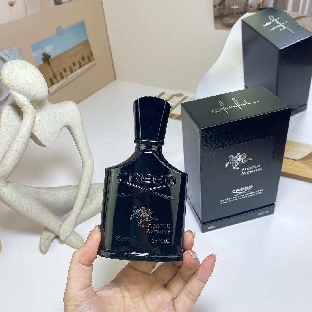 65💰恺芮得信仰礼盒装拿破仑之水(成功)馥郁版男士香水75ml Creed Absolu Aventus,2023 属性:男香 香调:果香西普调 前调:香柠檬柠檬黑加仑葡萄柚生姜 中调:菠萝广藿香粉红胡椒小豆蔻肉桂 后调:香根草广藿香开司米木劳丹脂 降龙涎香醚麝香橡木苔