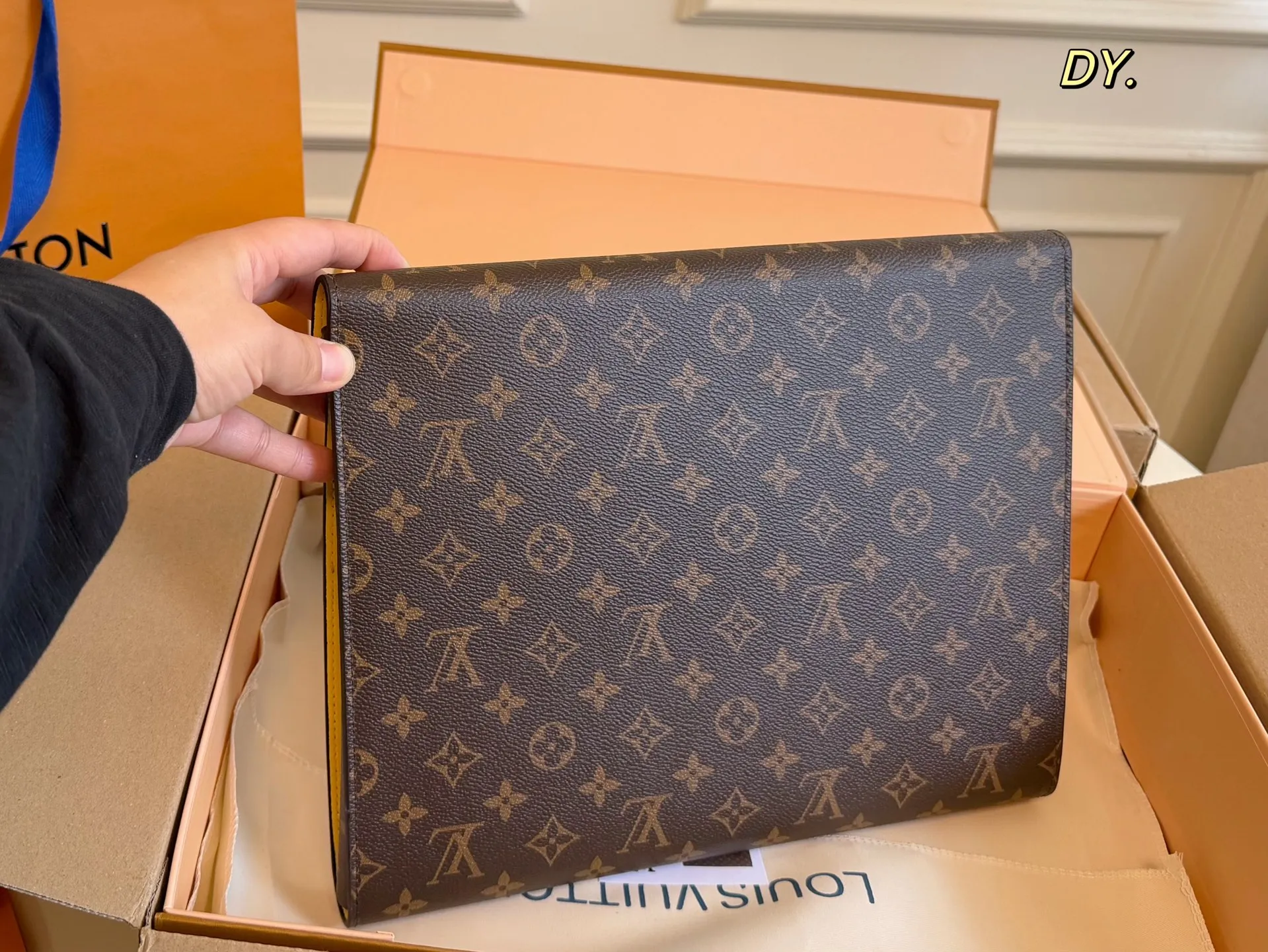 LV Voyage Laptop Sleeve HD QC Photos xiashuluxe UK