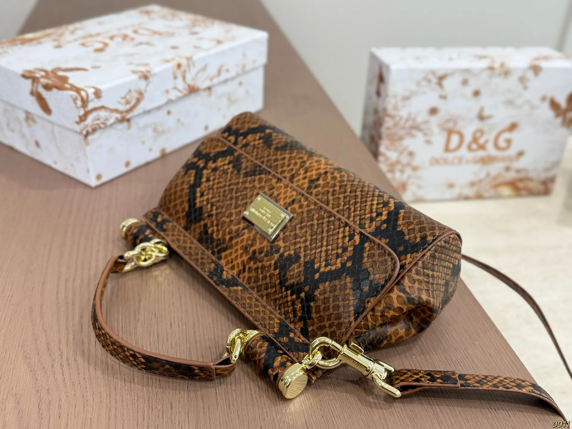 Designer D&G Sicily Brown Snake Bag - xiashuluxe