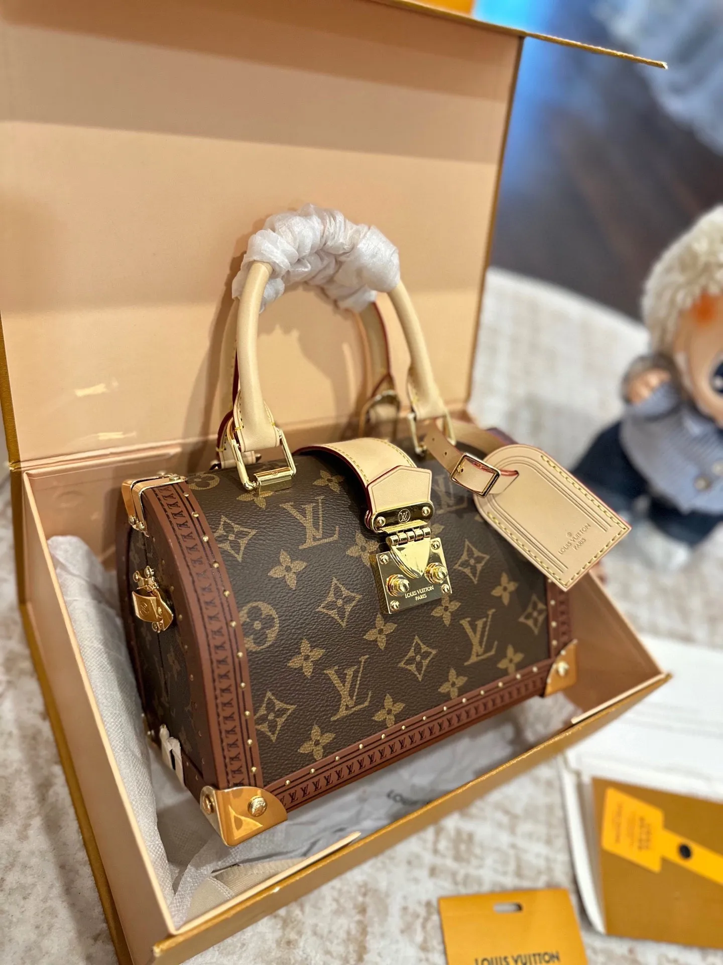 Premium LV Speedy Trunk 20 1:1 Quality UK