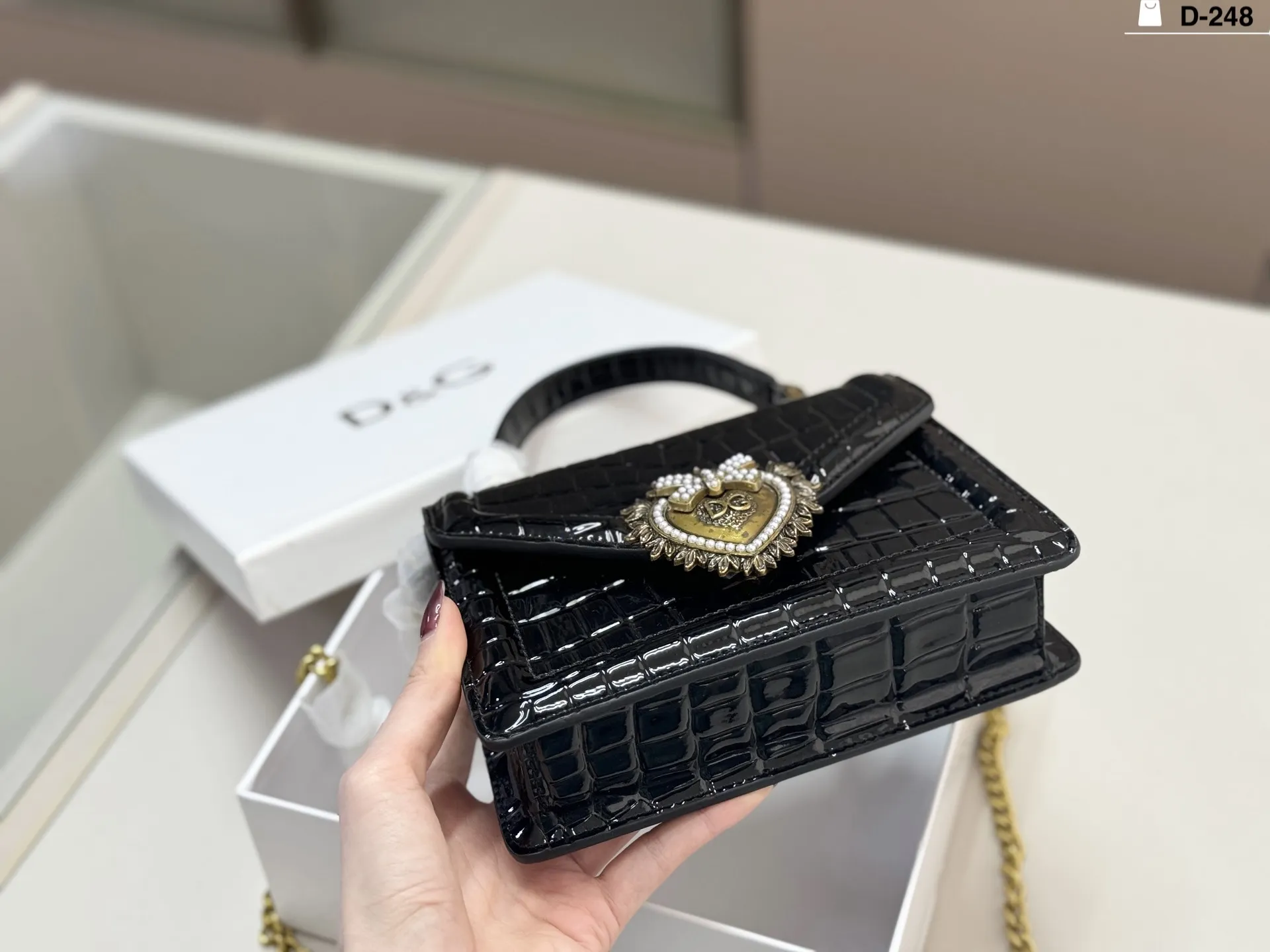 Elegant D&G Leather Handbag 1:1 Elite Craftsmanship