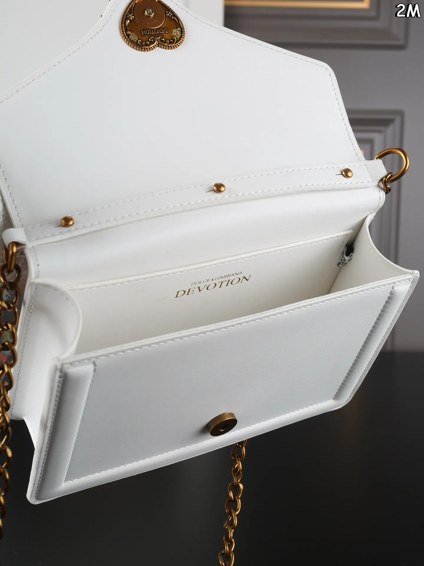 Premium Designer D&G Devotion White Leather Chain Bag