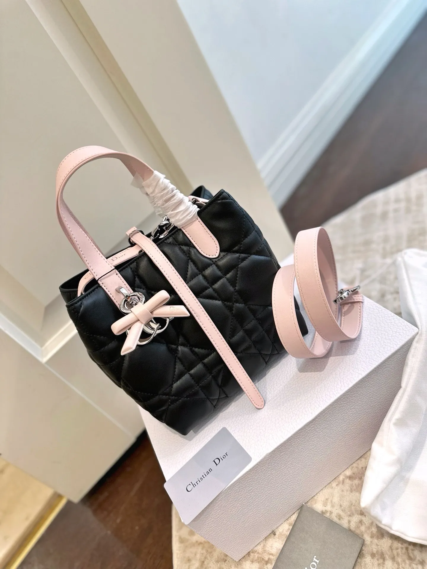 Dior Toujours Vertical Handbag Genuine Leather CD Lock