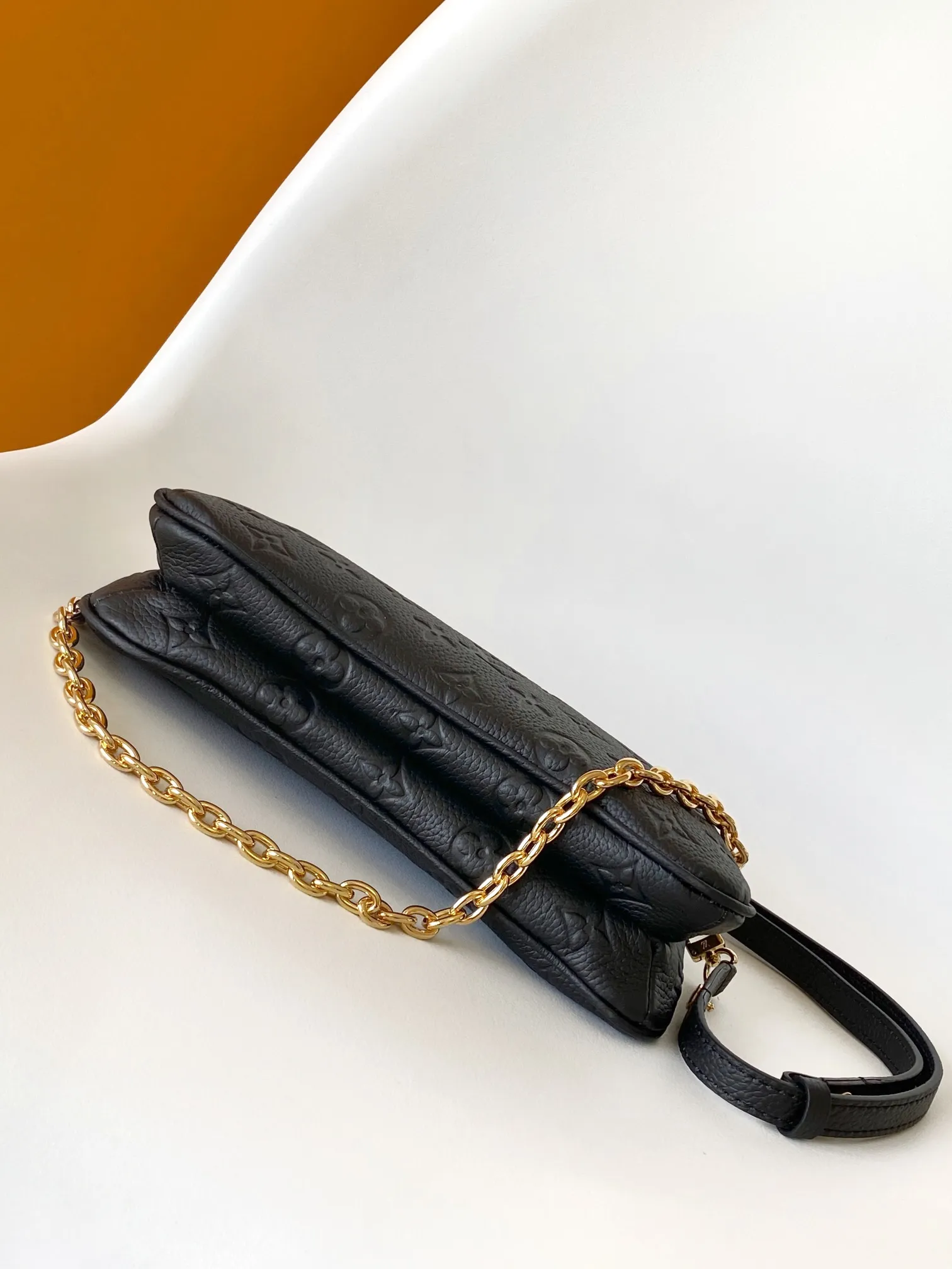 LV Liv Pochette M83301 Black 1:1 UK Stock