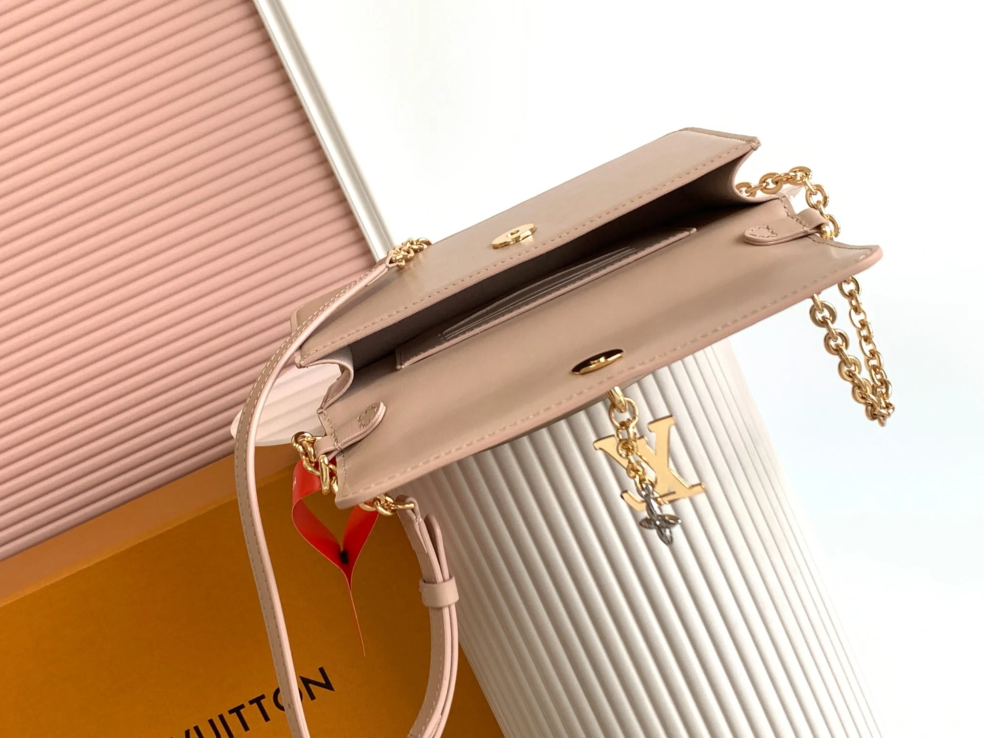 LV Bloom Bag Collection 1:1 Quality Europe
