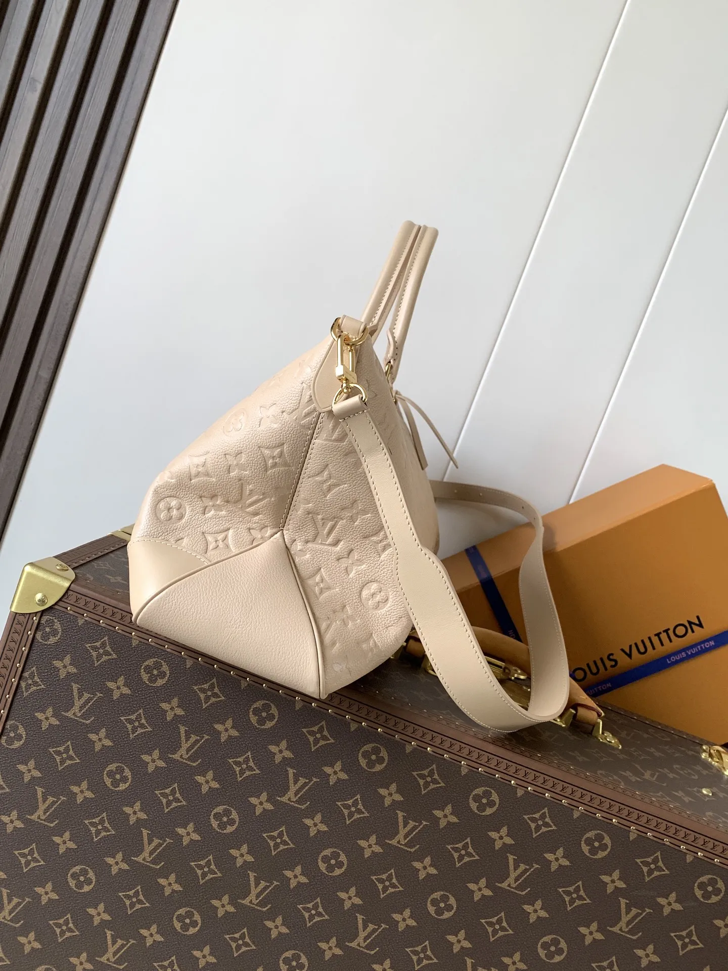 LV Front Tote Leather Office Bag France Germany Delivery