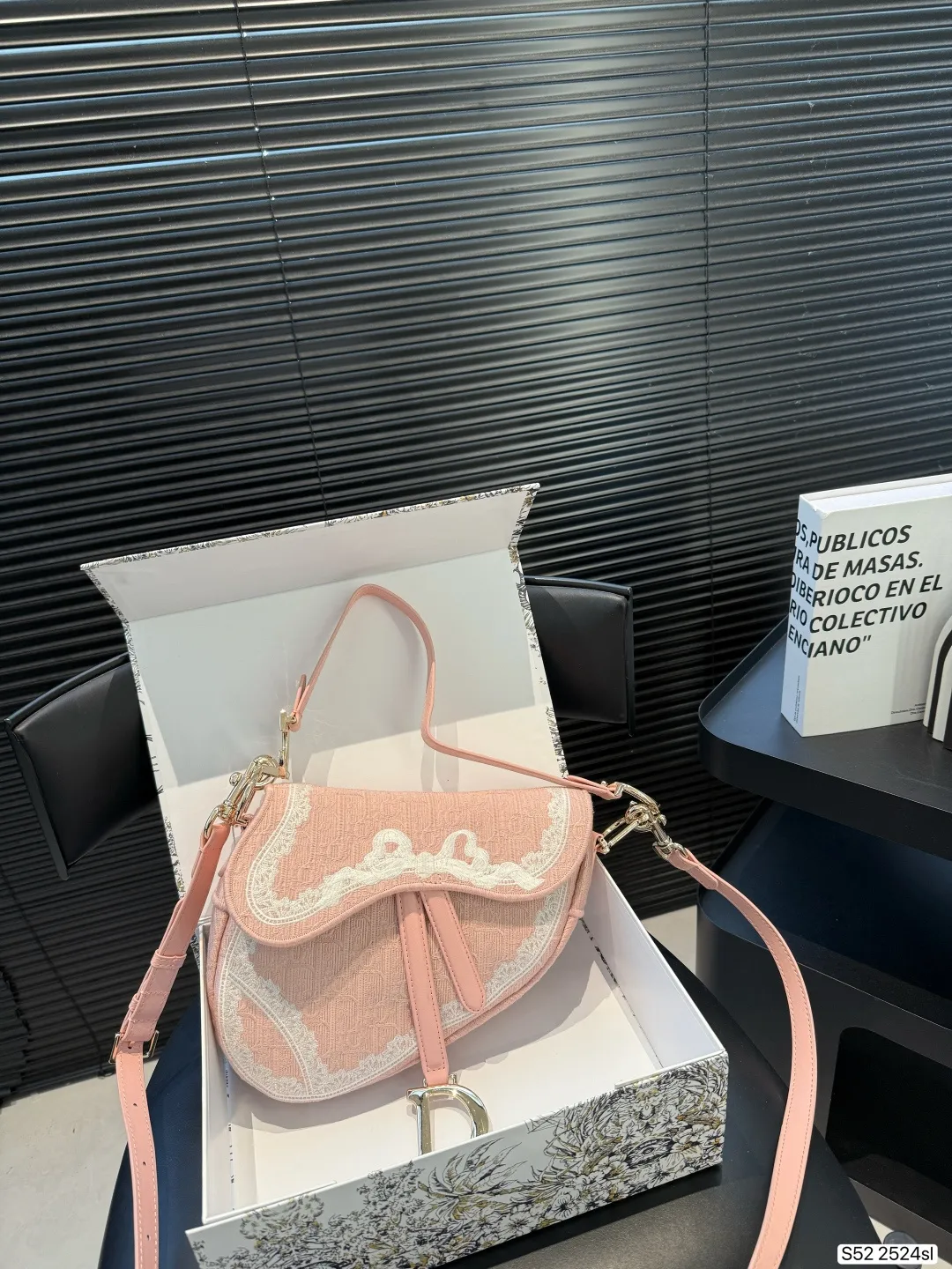 Dior Les Fleurs Du Mal Saddle Bag Embroidery 1:1 Quality Europe