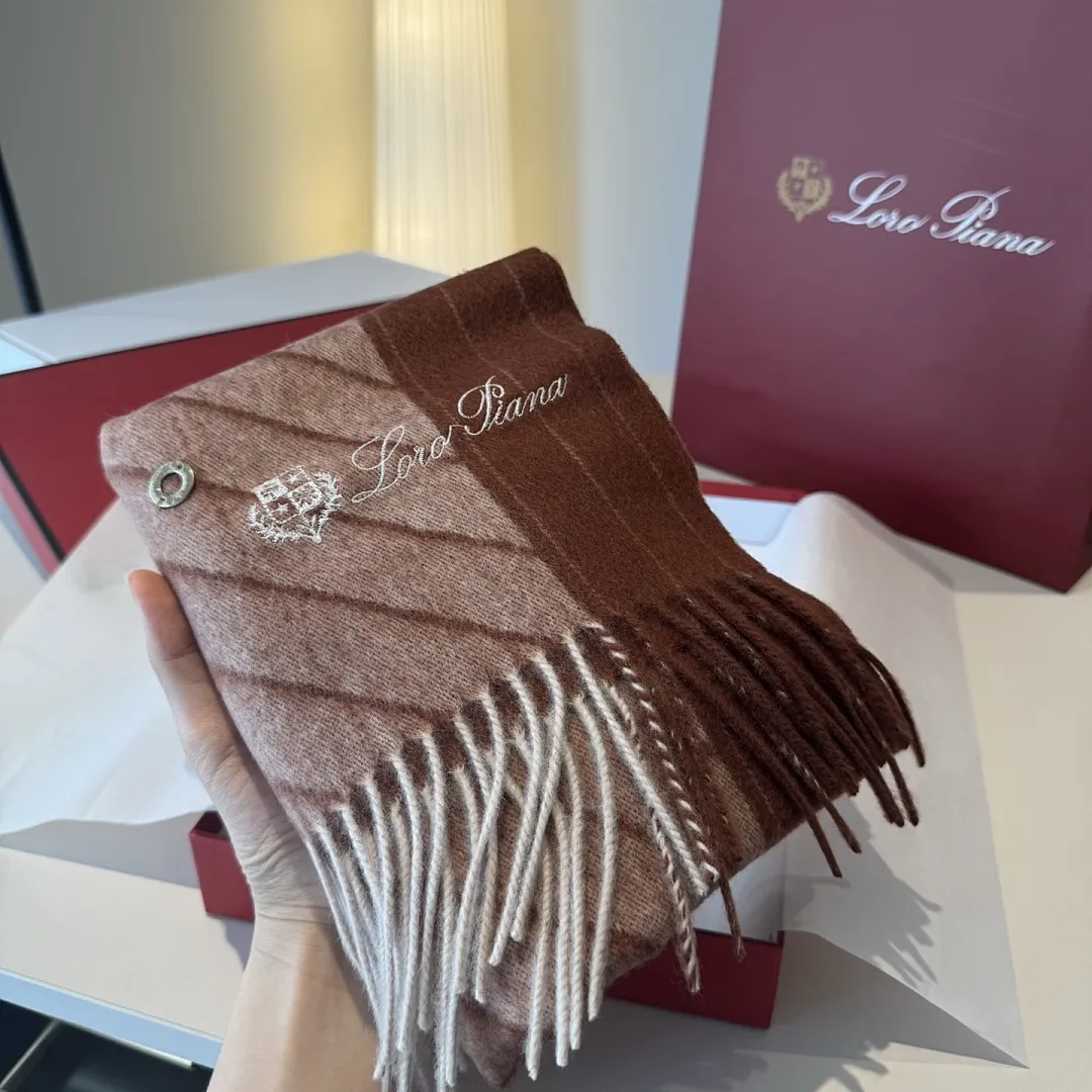 scarf 0098