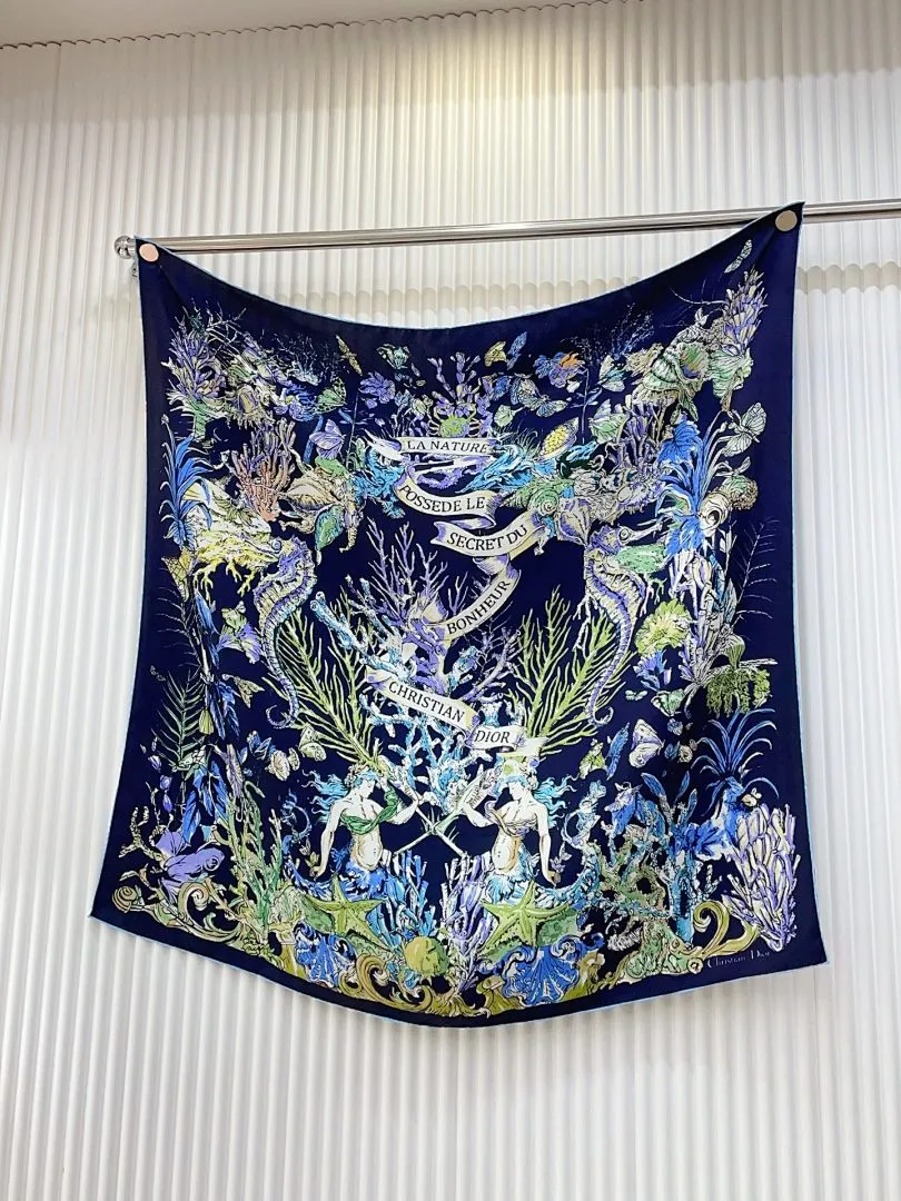 scarf 0042