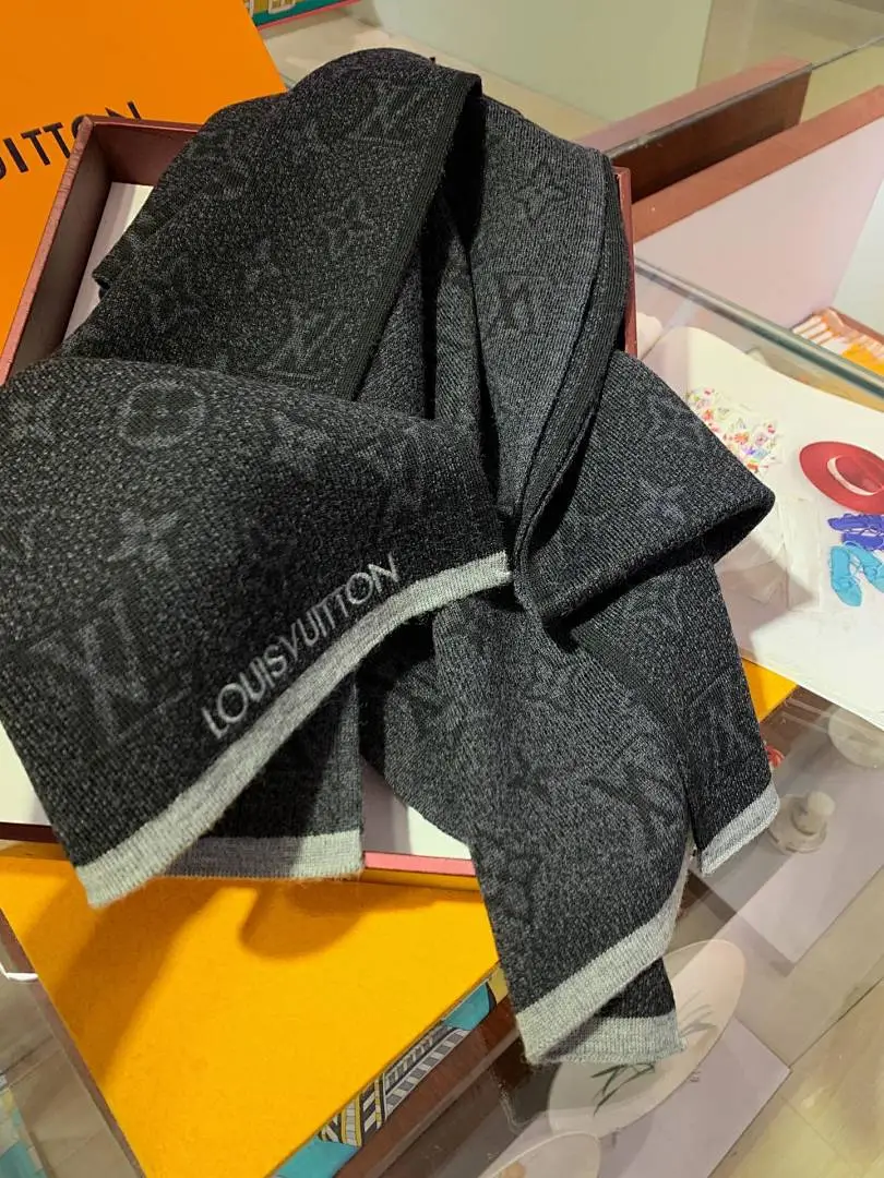 scarf 0117