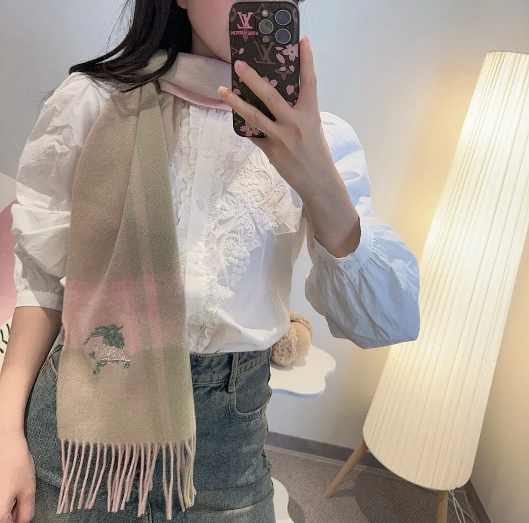 scarf 0102