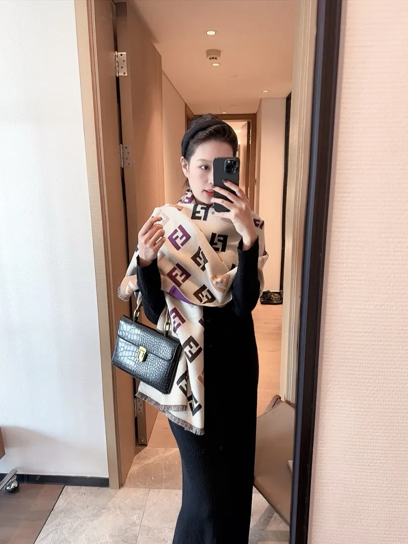 scarf 0108