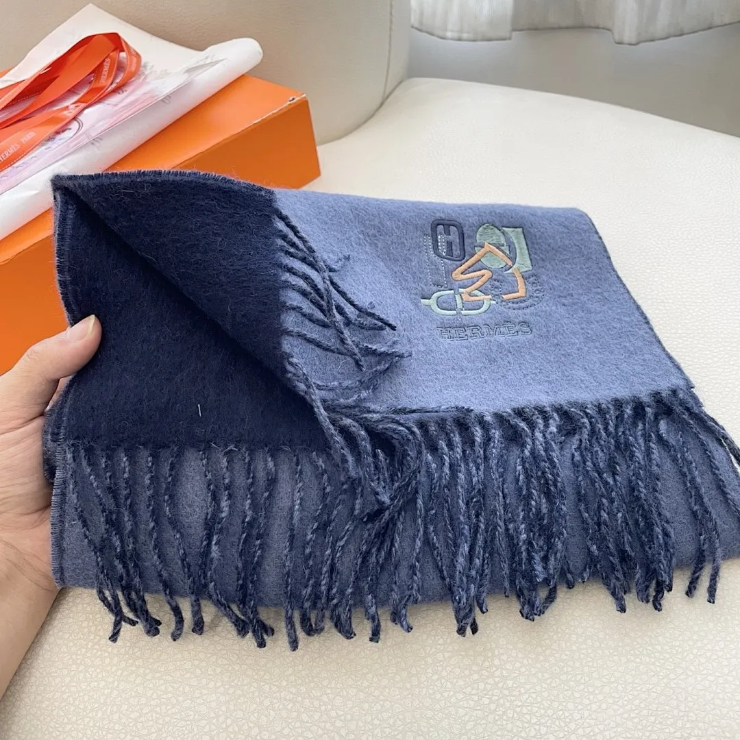 scarf 0082