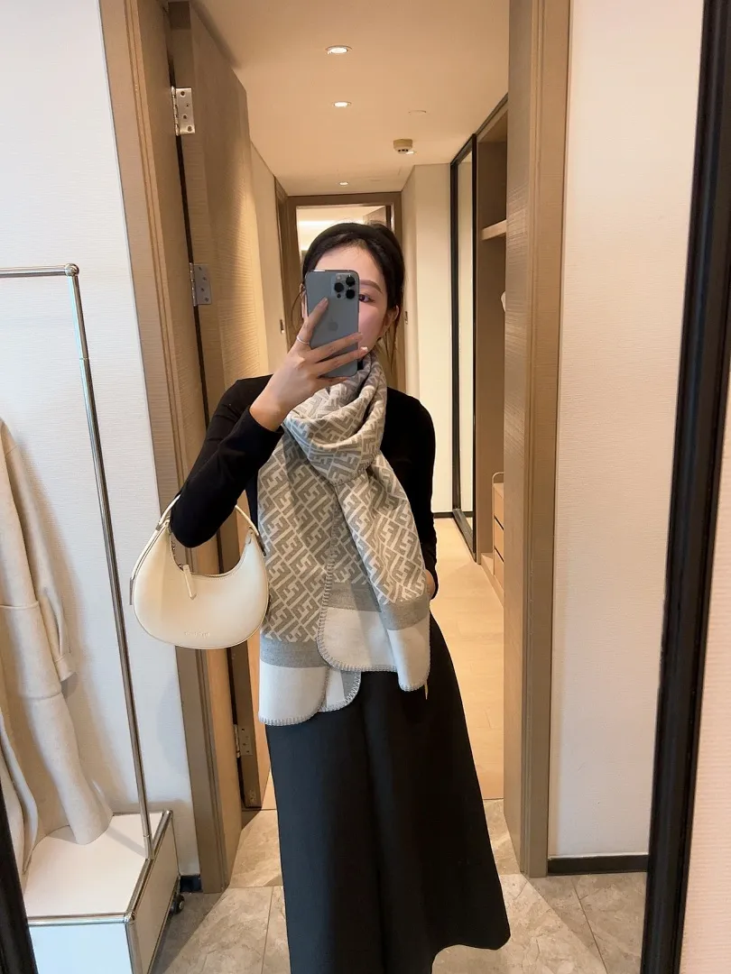 scarf 0091