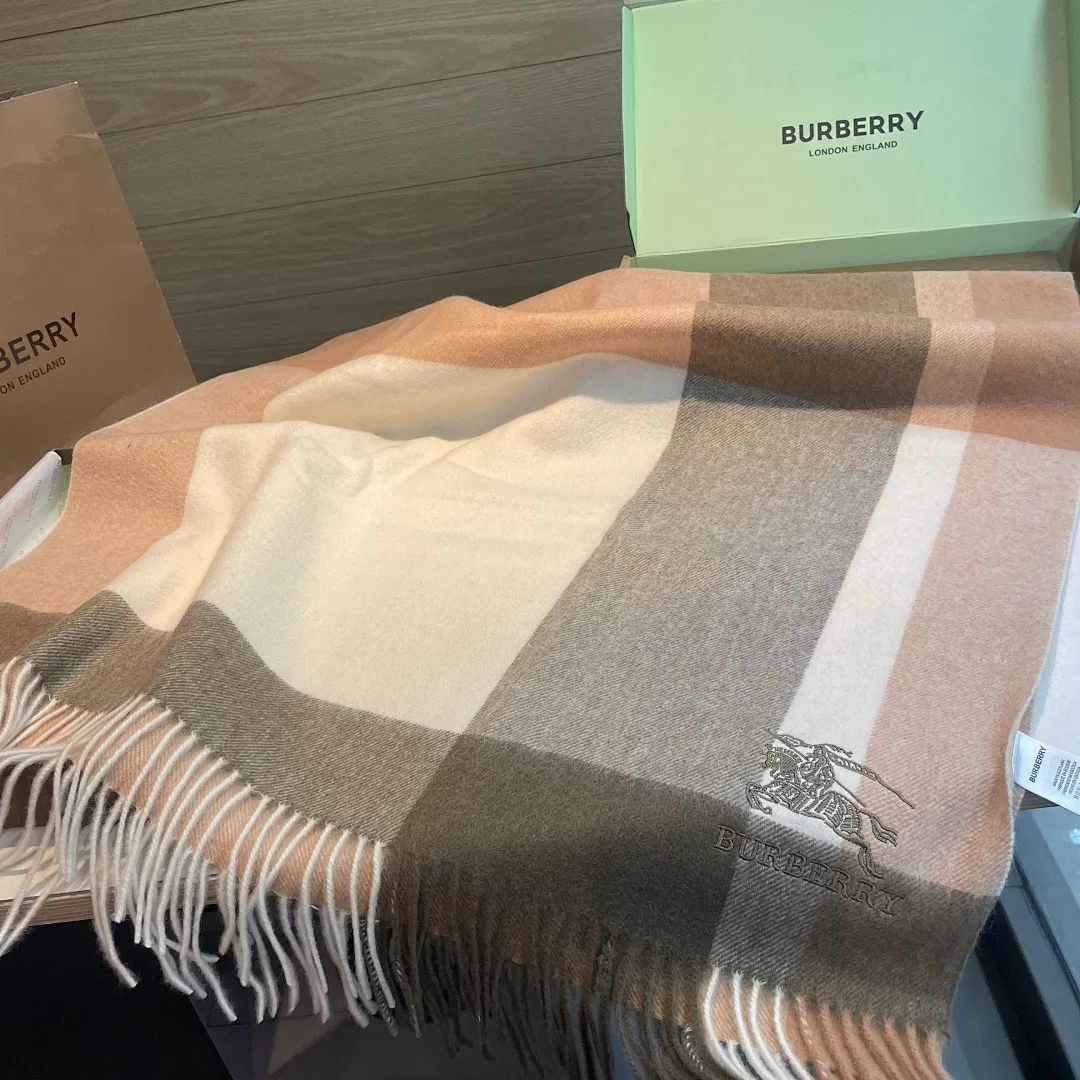 scarf 0246