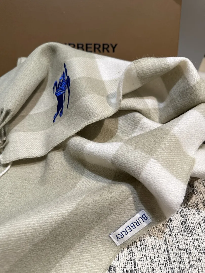 scarf 0090