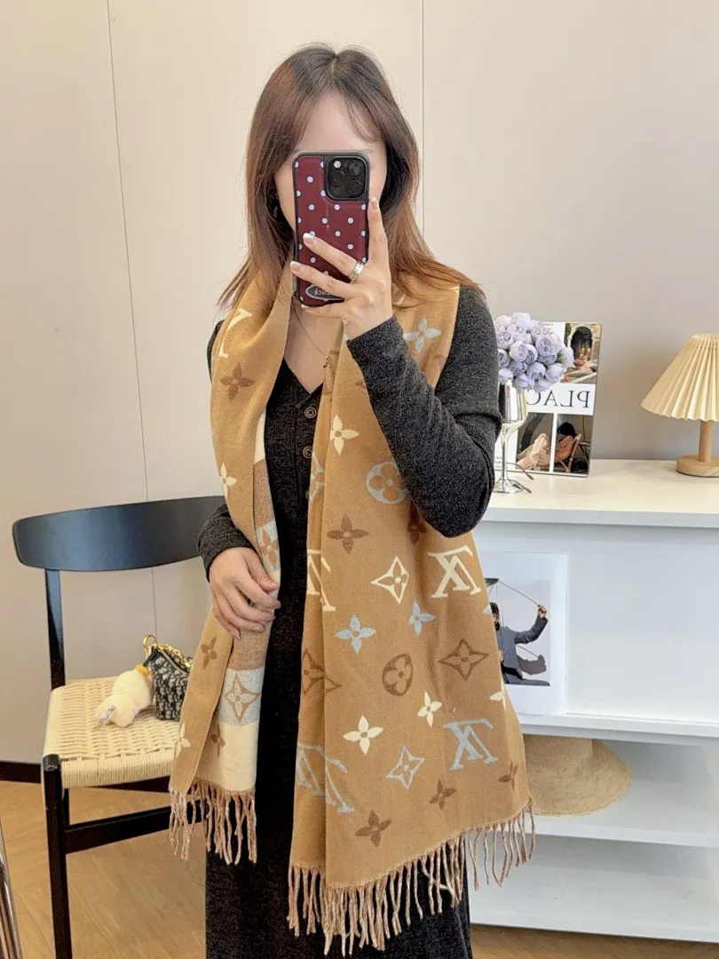 scarf 0058
