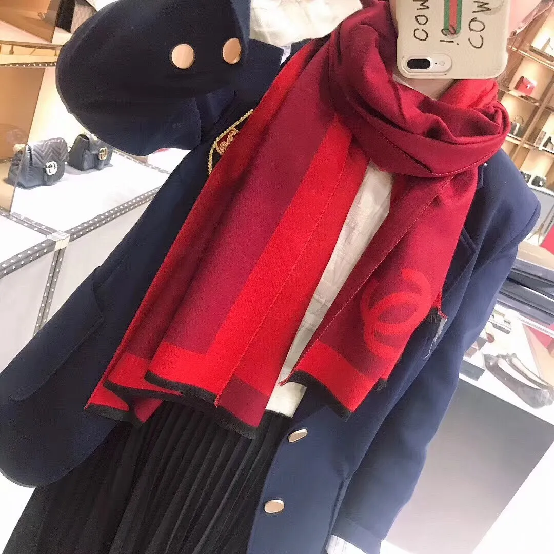 scarf 0085