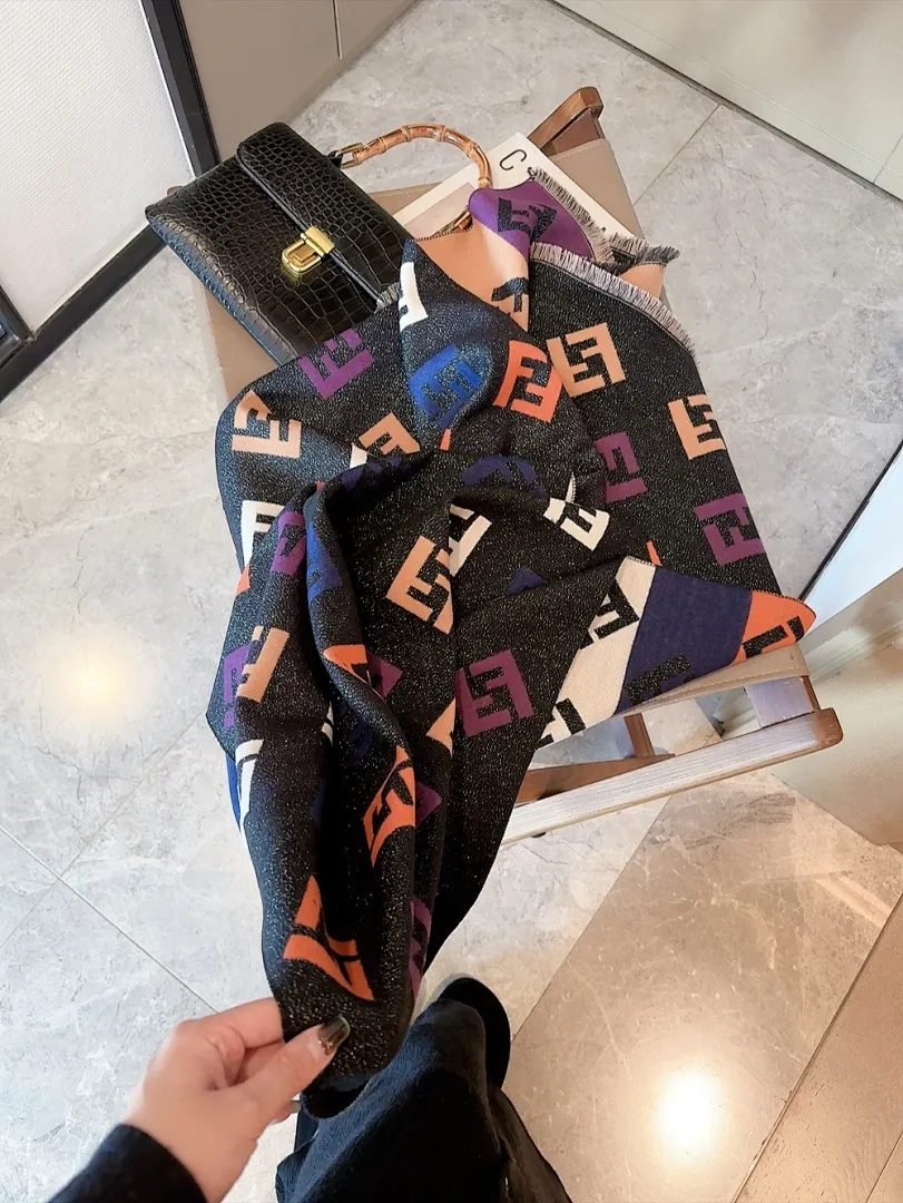 scarf 0109
