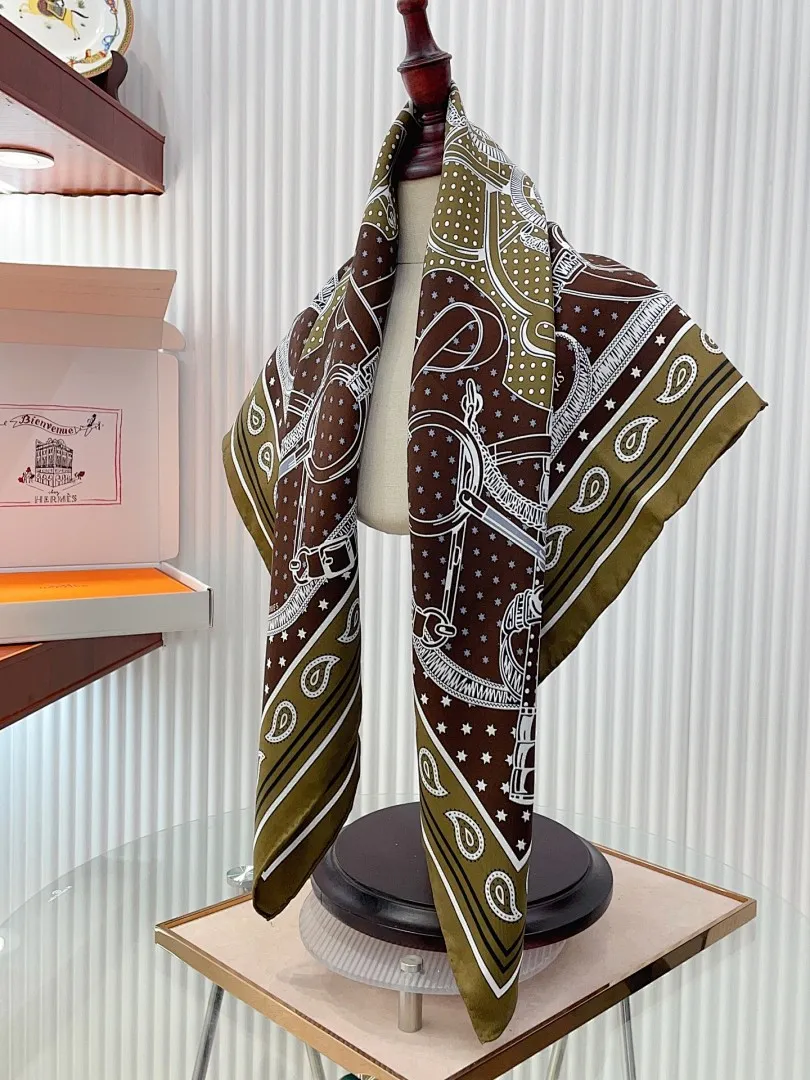 scarf 0047