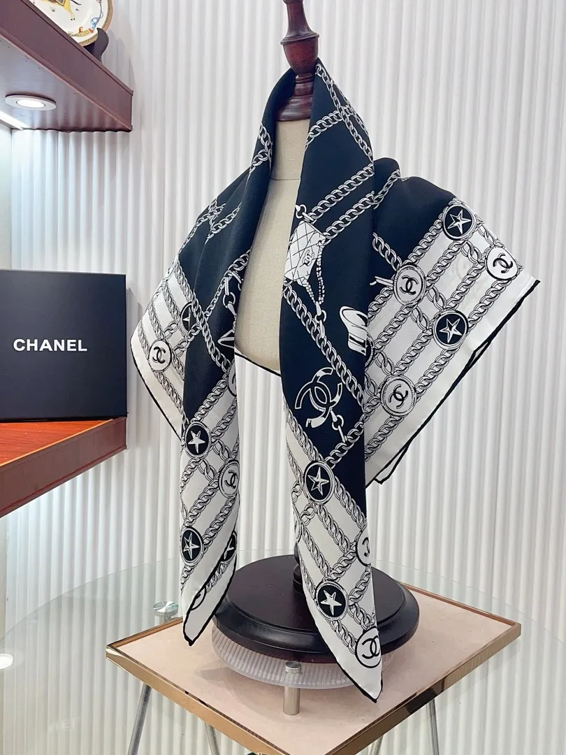 scarf 0032