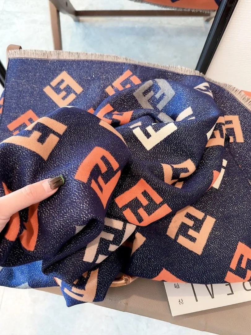 scarf 0108