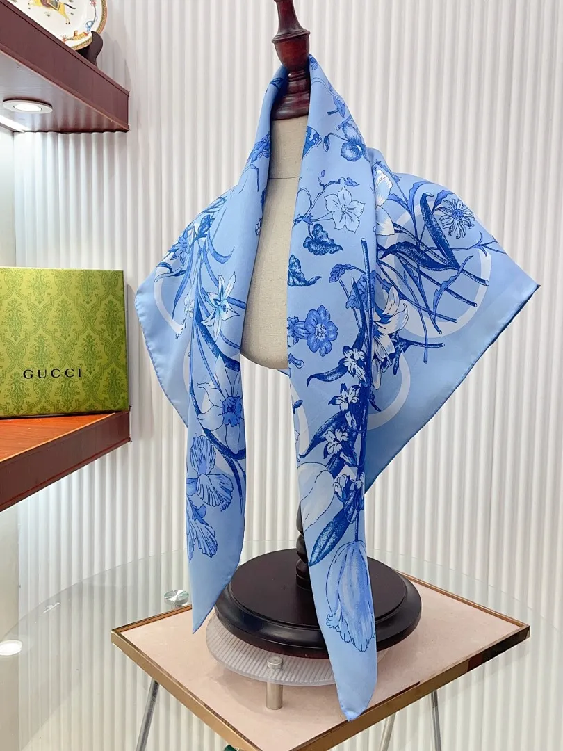 scarf 0023