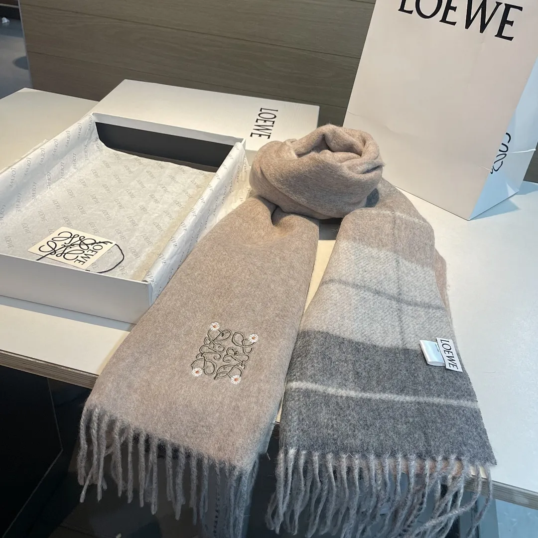 scarf 0001