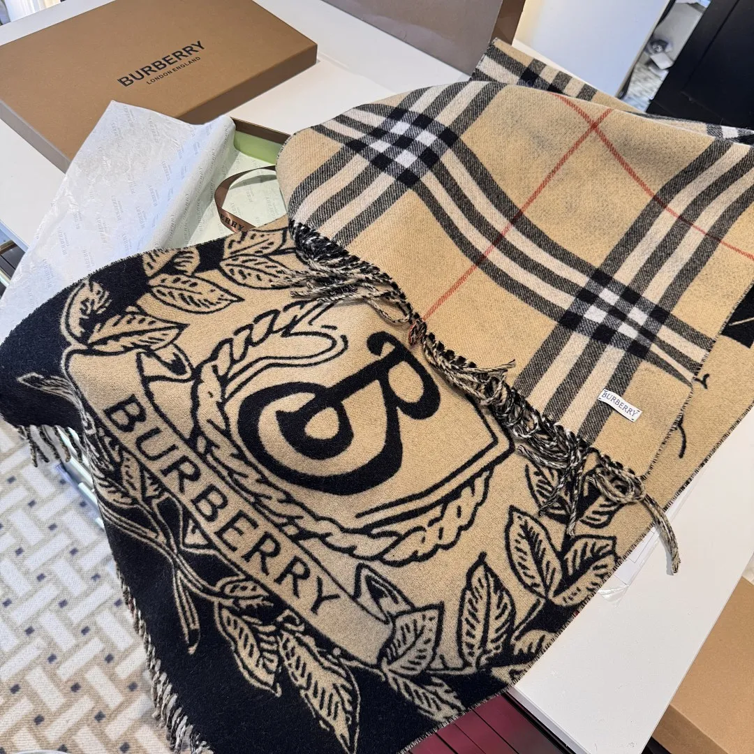 scarf 0245